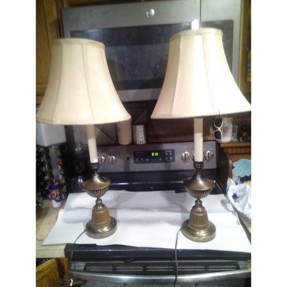 Vintage Pair of Chapman Brass Candlestick Buffet Table Lamps with Shades - Picture 3 of 3